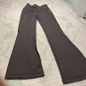 LuluLemon flare leggings. Size 6 worn once